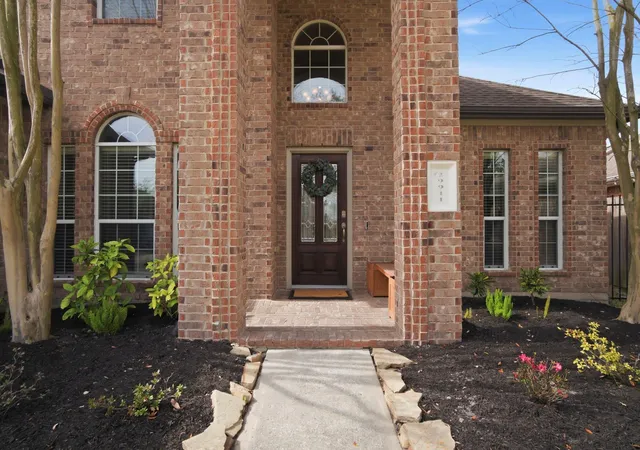 Photo 3 of Single family home for sale at 29911 Adobe Fls Dr, Spring, TX 77386 | MLS# 60820252 | Listing updated on 2026-08-31