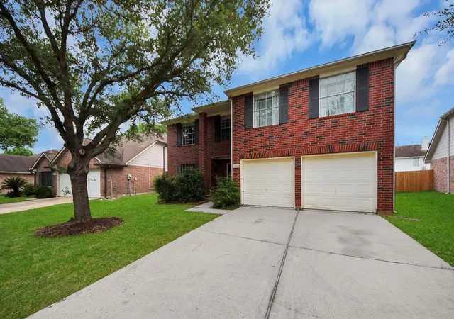 Photo 3 of Single family home for sale at 21018 Crk Edge Ct, Katy, TX 77449 | MLS# 22205379 | Listing updated on 2026-06-02