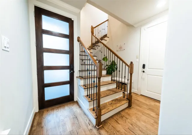 Photo 2 of Single family home for sale at 3203 Baron St, Houston, TX 77020 | MLS# 29861780 | Listing updated on 2026-09-19