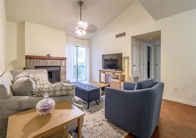 3rd image of 7950 N Stadium Dr #226, Houston, TX 77030 | MLS# 62644598