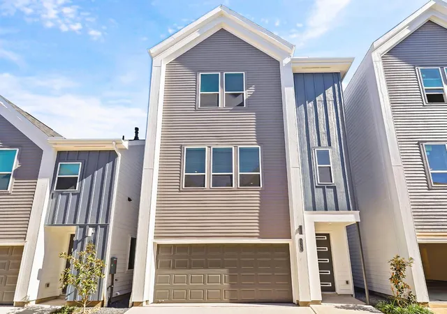 1st image of 1013 Erin St St #U-V, Houston, TX 77009 | MLS# 11463887