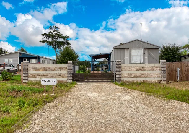 Photo 1 of Single family home for sale at 5775 Road 3550, Cleveland, TX 77327 | MLS# 54770104 | Listing updated on 2026-08-13
