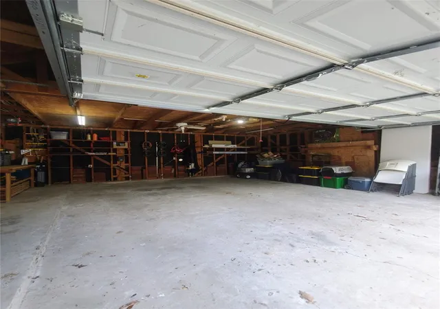 19th image of 1703 E Hedgecroft Dr, El Lago, TX 77586 | MLS# 7784961