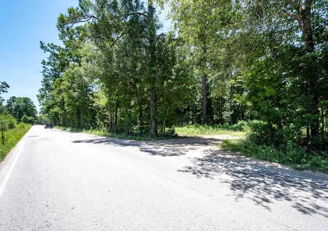 Photo 3 of Land for sale at 10710 Waukegan Rd, Conroe, TX 77306 | MLS# 76001079 | Listing updated on 2026-07-29