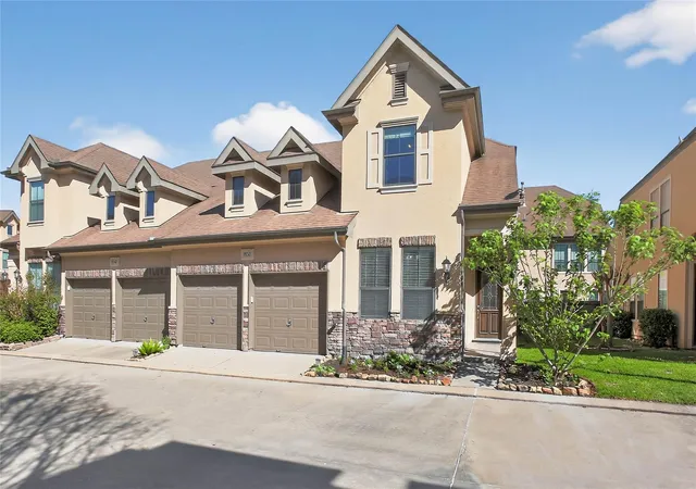 1st image of 11638 Royal Oaks Vw, Houston, TX 77082 | MLS# 86269308