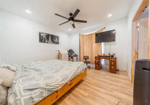 5th image of 11 Seth Blvd, Cleveland, TX 77328 | MLS# 59435706