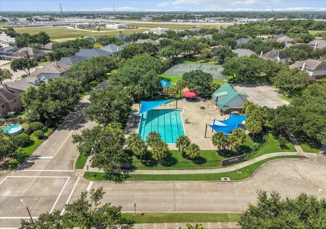 47th image of 913 Elm Pointe, League City, TX 77573 | MLS# 17248703