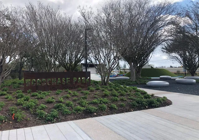16th image of 3900 Woodchase Dr #92, Houston, TX 77042 | MLS# 73142994