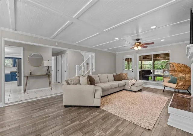 Homes for sale in Friendswood, TX | 209 Palm Aire Dr, Friendswood, TX 77546 | MLS# 55871396