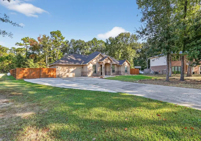 2nd image of 17102 Leon Ct, Splendora, TX 77372 | MLS# 31765652