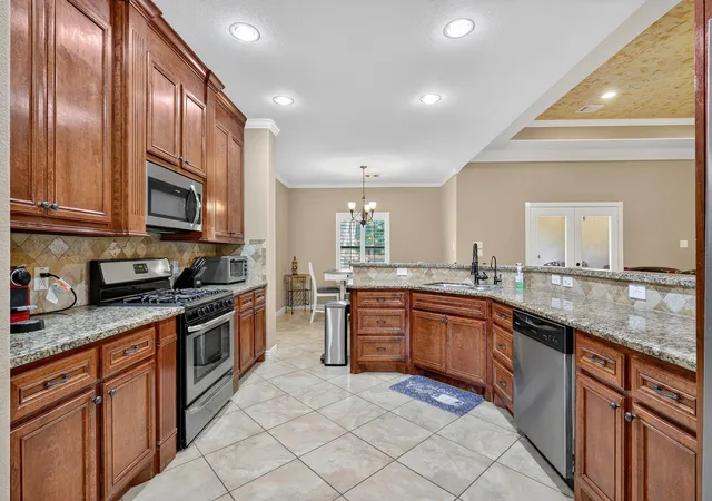 5th image of 17102 Leon Ct, Splendora, TX 77372 | MLS# 31765652