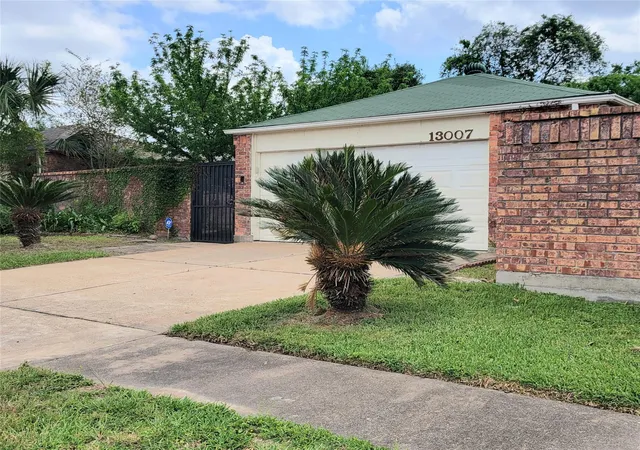 Photo 2 of Single family home for sale at 13007 Bacard Ln, Houston, TX 77099 | MLS# 49926656 | Listing updated on 2026-08-08