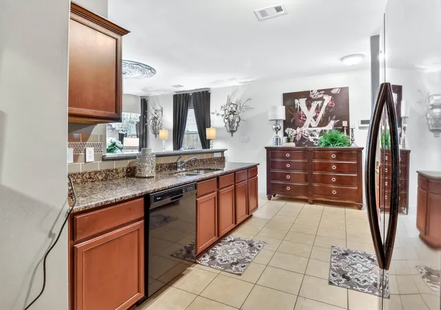 4th image of 11114 Panther Ct, Houston, TX 77099 | MLS# 36206923