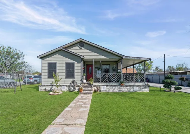 1st image of 2527 Turner Dr, Houston, TX 77093 | MLS# 20073059