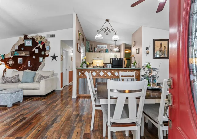 4th image of 2527 Turner Dr, Houston, TX 77093 | MLS# 20073059