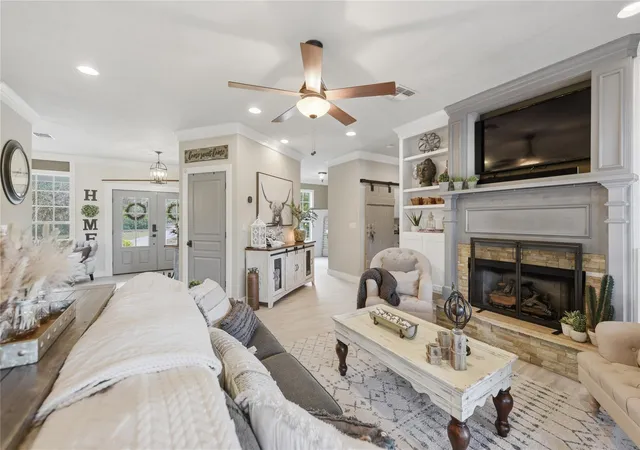 Photo 1 of Sale Pending at 305 Affleck Rd, Brenham, TX 77833 | MLS# 35153575 | Listing updated on 2026-09-11