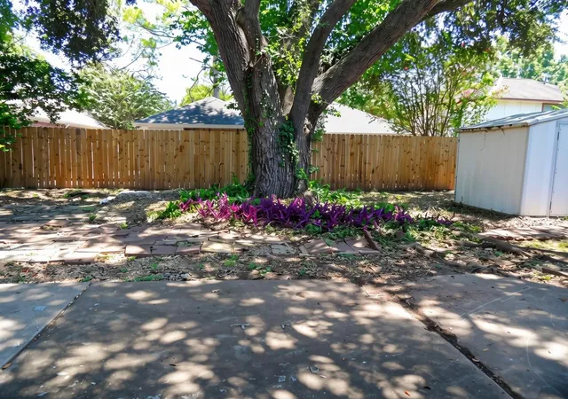 Photo 3 of Single family home for sale at 16307 Ember Hollow Ln, Missouri City, TX 77498 | MLS# 26841639 | Listing updated on 2026-10-06