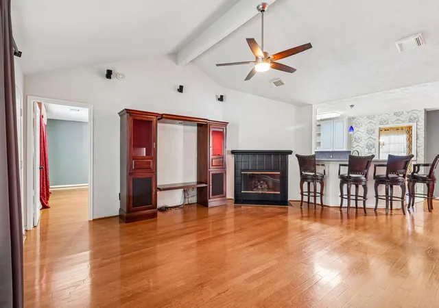 Photo 4 of Sale Pending at 9030 Smokehollow Dr, Houston, TX 77064 | MLS# 39427316 | Listing updated on 2026-09-16