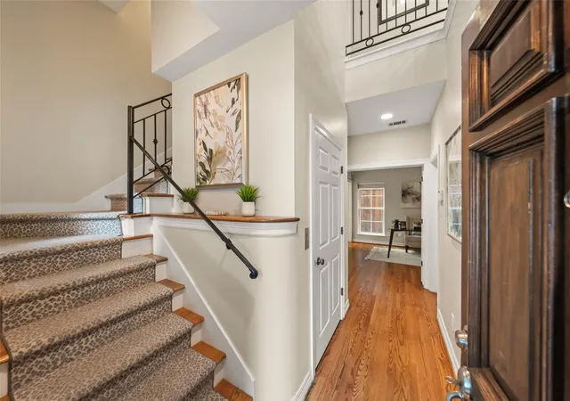 Homes for sale in West University Place, TX | 2708 Wroxton Rd, West University Place, TX 77005 | MLS# 58245937