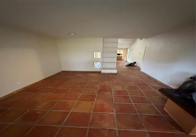Photo 2 of Sale Pending at 5622 Mackinaw St, Houston, TX 77053 | MLS# 64734806 | Listing updated on 2026-09-15