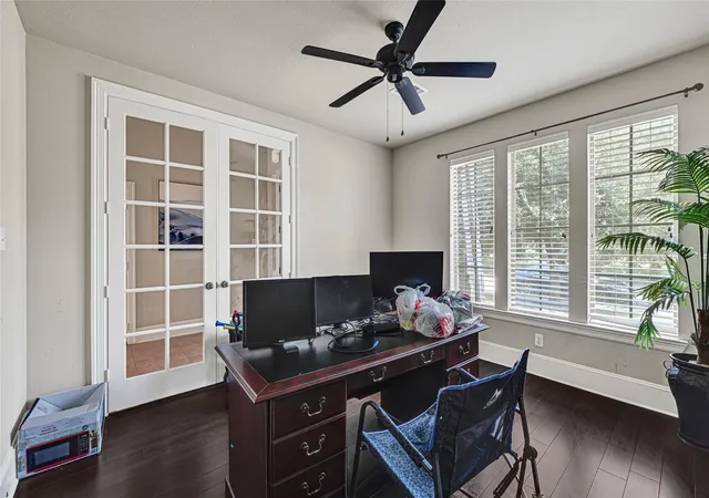 Photo 4 of Sale Pending at 4315 Walden Terrace Ln, Humble, TX 77396 | MLS# 91630467 | Listing updated on 2026-09-08