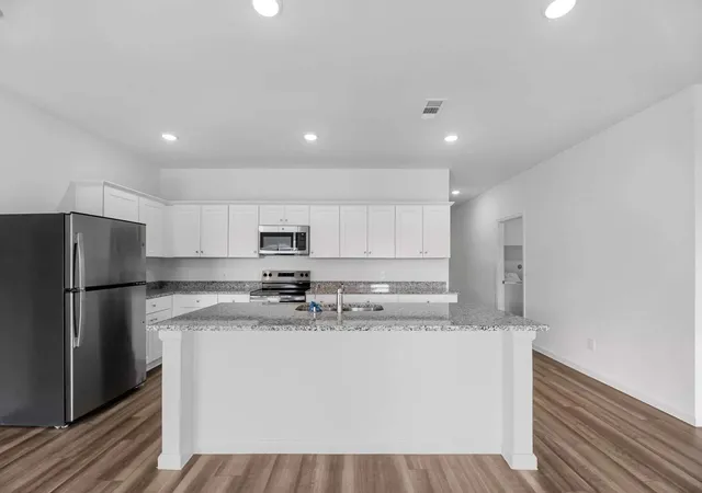 Photo 2 of Sale Pending at 6207 Willow Sky Ct, Porter, TX 77365 | MLS# 10946989 | Listing updated on 2026-08-05