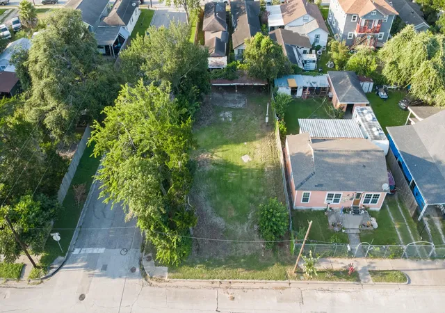 Photo 1 of Land for sale at 200 E Defee Ave, Baytown, TX 77520 | MLS# 42249734 | Listing updated on 2026-09-17