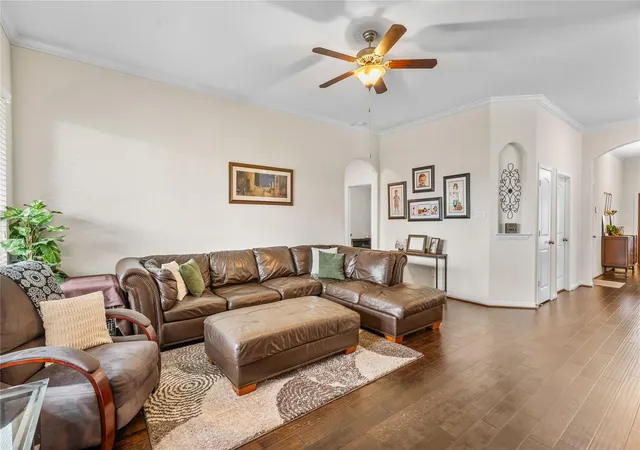 Photo 4 of Sale Pending at 31246 Liberty Knoll Ln, Spring, TX 77386 | MLS# 24019424 | Listing updated on 2026-09-17