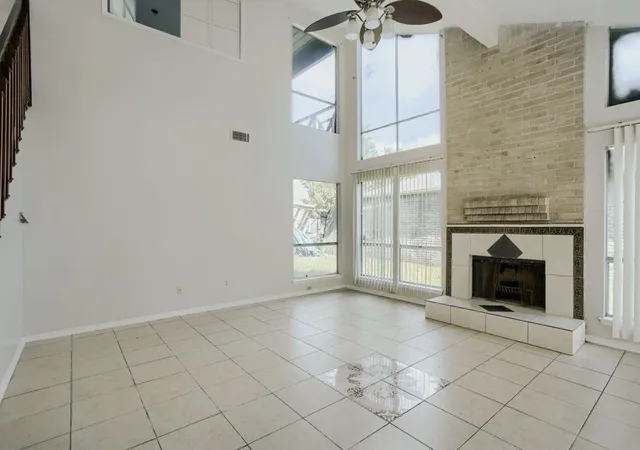 3rd image of 12410 Sungate Ln, Houston, TX 77071 | MLS# 5244126