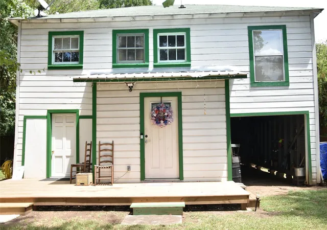 1st image of 711 Lamar Ave, Crockett, TX 75835 | MLS# 80415947