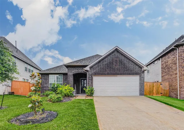 Homes for sale in Brookshire, TX | 32823 River Chase Dr, Brookshire, TX 77423 | MLS# 33665105