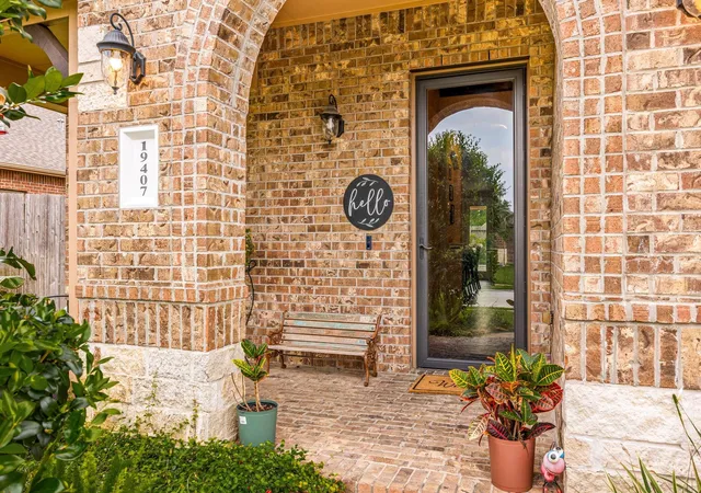 5th image of 19407 Sanctuary Rose Bud Ln, Spring, TX 77388 | MLS# 530128