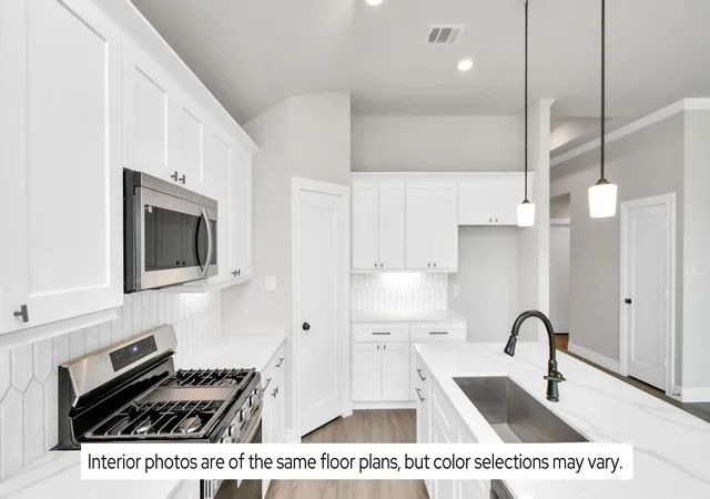 2nd image of 10220 Cabo Del Sol Dr, Cleveland, TX 77327 | MLS# 69891224