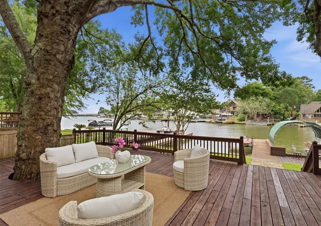 1st image of 5046 Pleasure Lake Dr, Willis, TX 77318 | MLS# 23103634