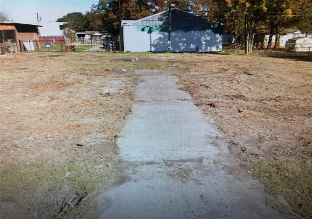 Photo 3 of Land for sale at 2131 Warwick Rd, Houston, TX 77093 | MLS# 73105581 | Listing updated on 2026-06-23