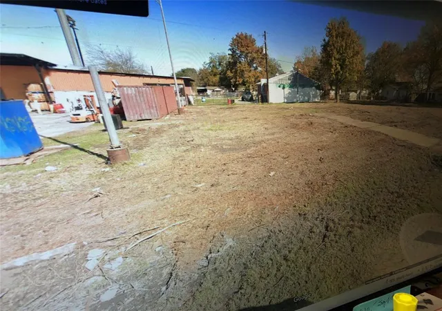 Photo 4 of Land for sale at 2131 Warwick Rd, Houston, TX 77093 | MLS# 73105581 | Listing updated on 2026-06-23