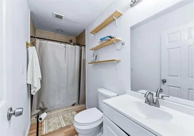 16th image of 221 Calloway St, Houston, TX 77029 | MLS# 65202960