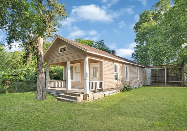 2nd image of 000 Tremper, Houston, TX 77020 | MLS# 59484665