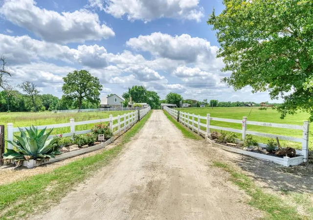 Homes for sale in Madisonville, TX | 1681 Union Rd, Madisonville, TX 77864 | MLS# 16000060