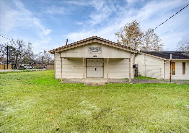 2nd image of 6433 Eastland St, Houston, TX 77028 | MLS# 89939008