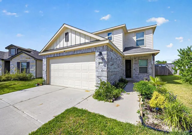 Photo 2 of Single family home for sale at 14307 Galiant Run Ln, Houston, TX 77068 | MLS# 93459456 | Listing updated on 2026-09-11