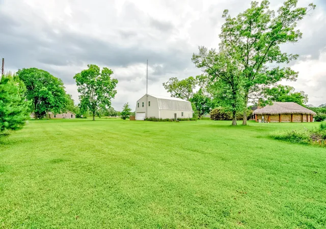 Homes for sale in Vidor, TX | 5200 N Main St, Vidor, TX 77662 | MLS# 62888861