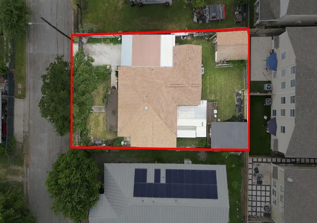 Photo 3 of Single family home for sale at 1205 Armstead St, Houston, TX 77009 | MLS# 71455189 | Listing updated on 2026-08-31