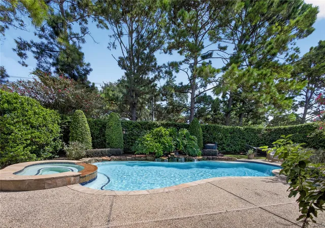 2nd image of 4334 Sweet Cicely Ct, Houston, TX 77059 | MLS# 40390956