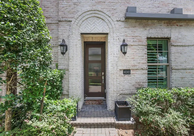 Photo 3 of Single family home for sale at 4045 Leeland St, Houston, TX 77023 | MLS# 66004526 | Listing updated on 2026-08-29