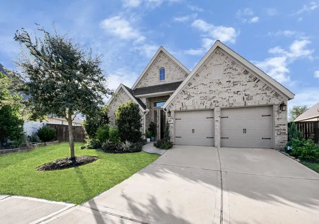 2nd image of 6907 Brazos Trail Ct, Katy, TX 77493 | MLS# 18432215