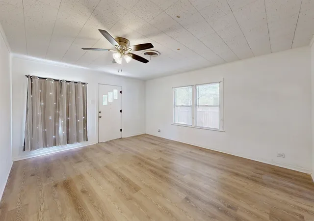 Homes for sale in Hearne, TX | 606 Wheelock St, Hearne, TX 77859 | MLS# 52748531