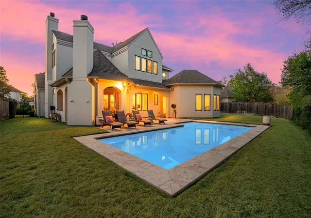 4th image of 64 S Parkgate Circle, Shenandoah, TX 77381 | MLS# 70952812