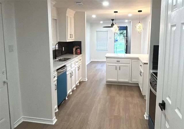 Photo 3 of Sale Pending at 7909 Hoffman St, Houston, TX 77016 | MLS# 73039247 | Listing updated on 2026-09-17