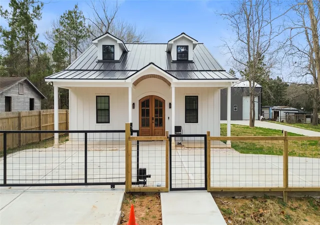 1st image of 630 S Railroad Ave, Shepherd, TX 77371 | MLS# 79501923